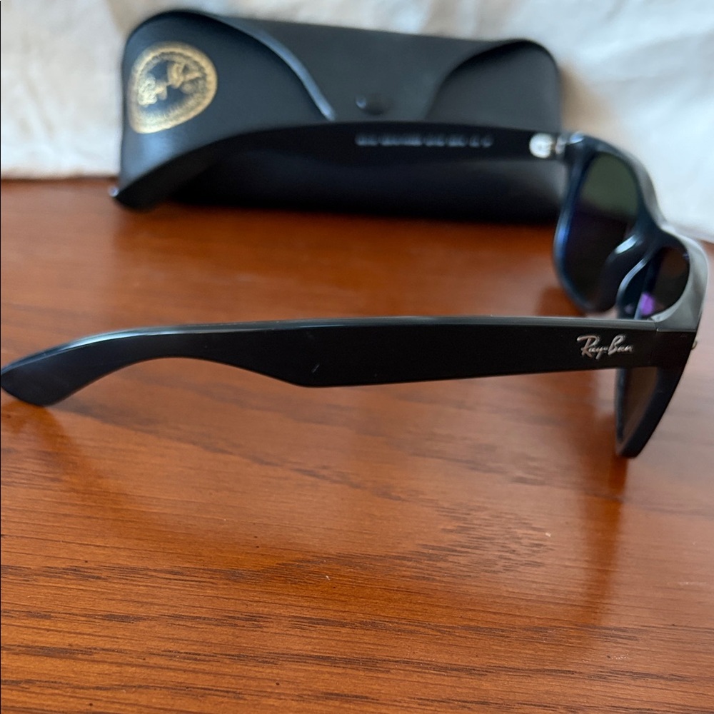 Ray-Ban New Wayfarer Classic - Picture 4 of 8